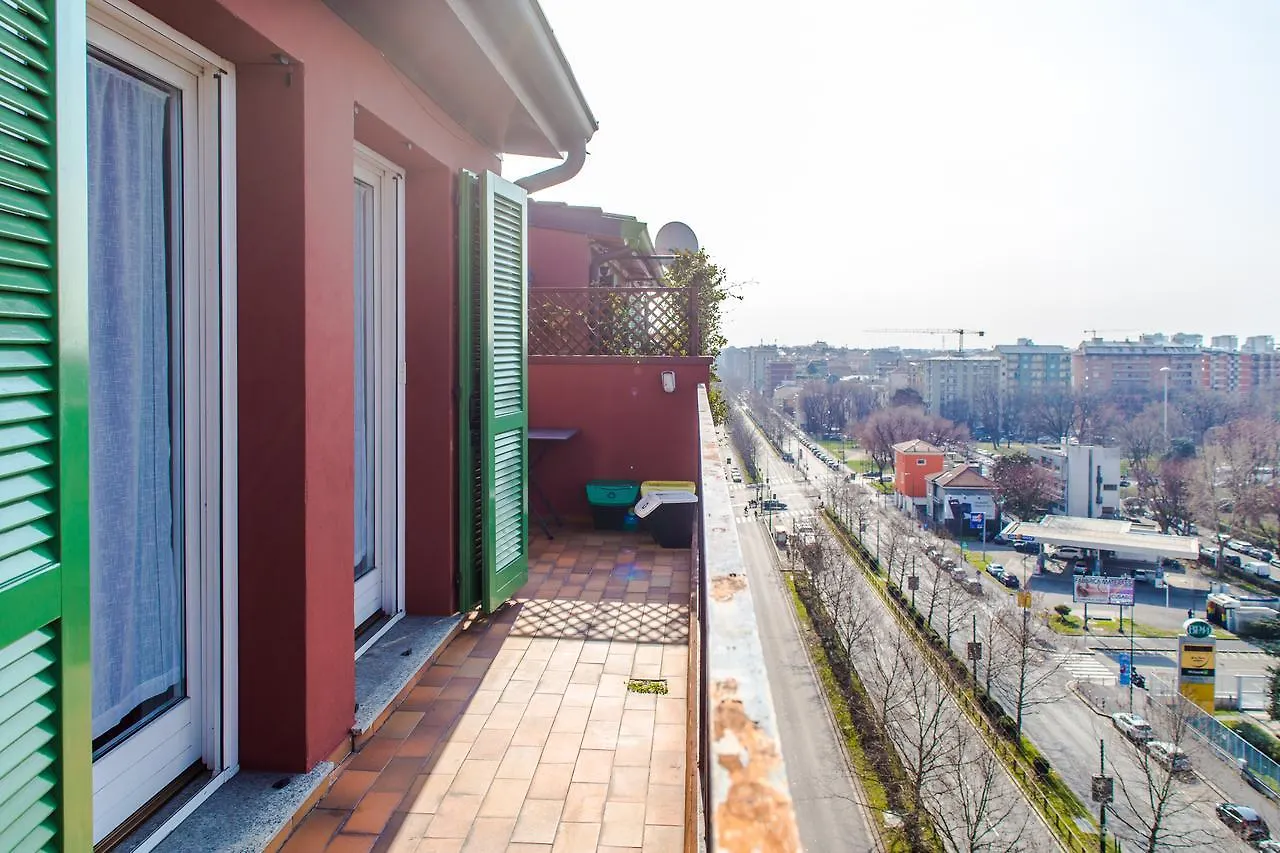 Milano Urban Penthouse Apartment Italy